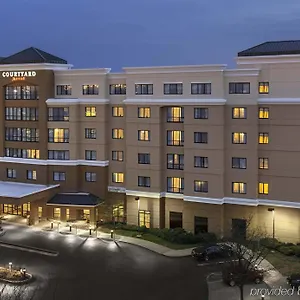 מלון Courtyard By Marriott Newark, אליזבת